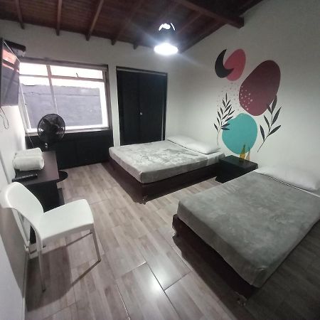 Cocobamboo Hotel Medellin Bagian luar foto
